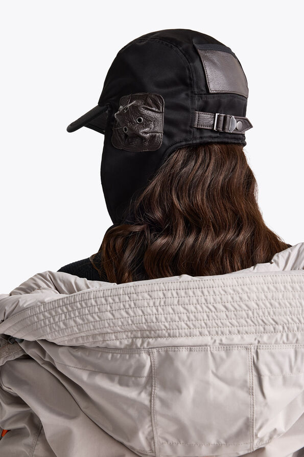 Parajumpers TOUGAN - JOCKEY HAT BLACK 26WMPAHAHA50PAB0541