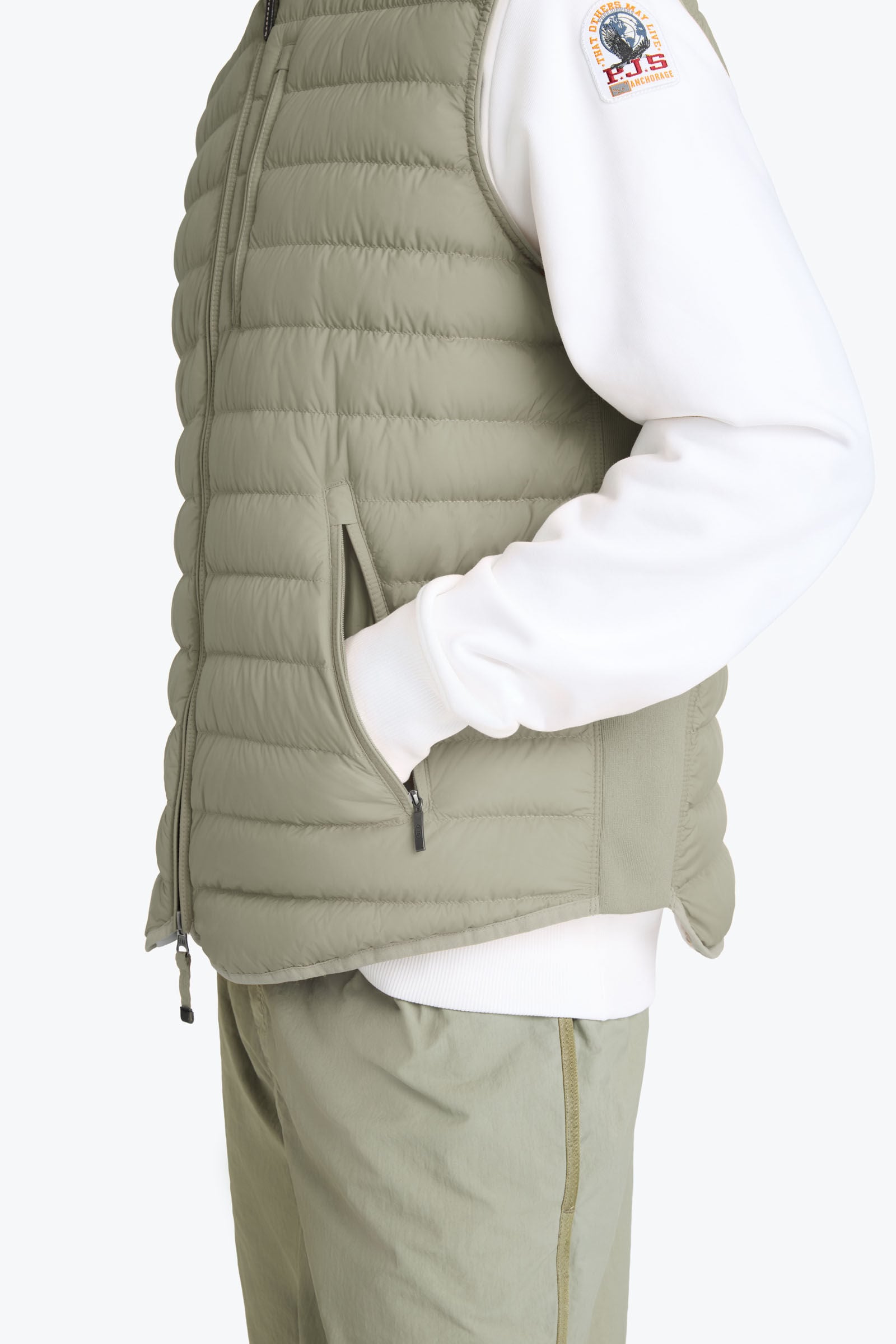 PERFECT - ダウンベスト ASHEN SAGE | Parajumpers®