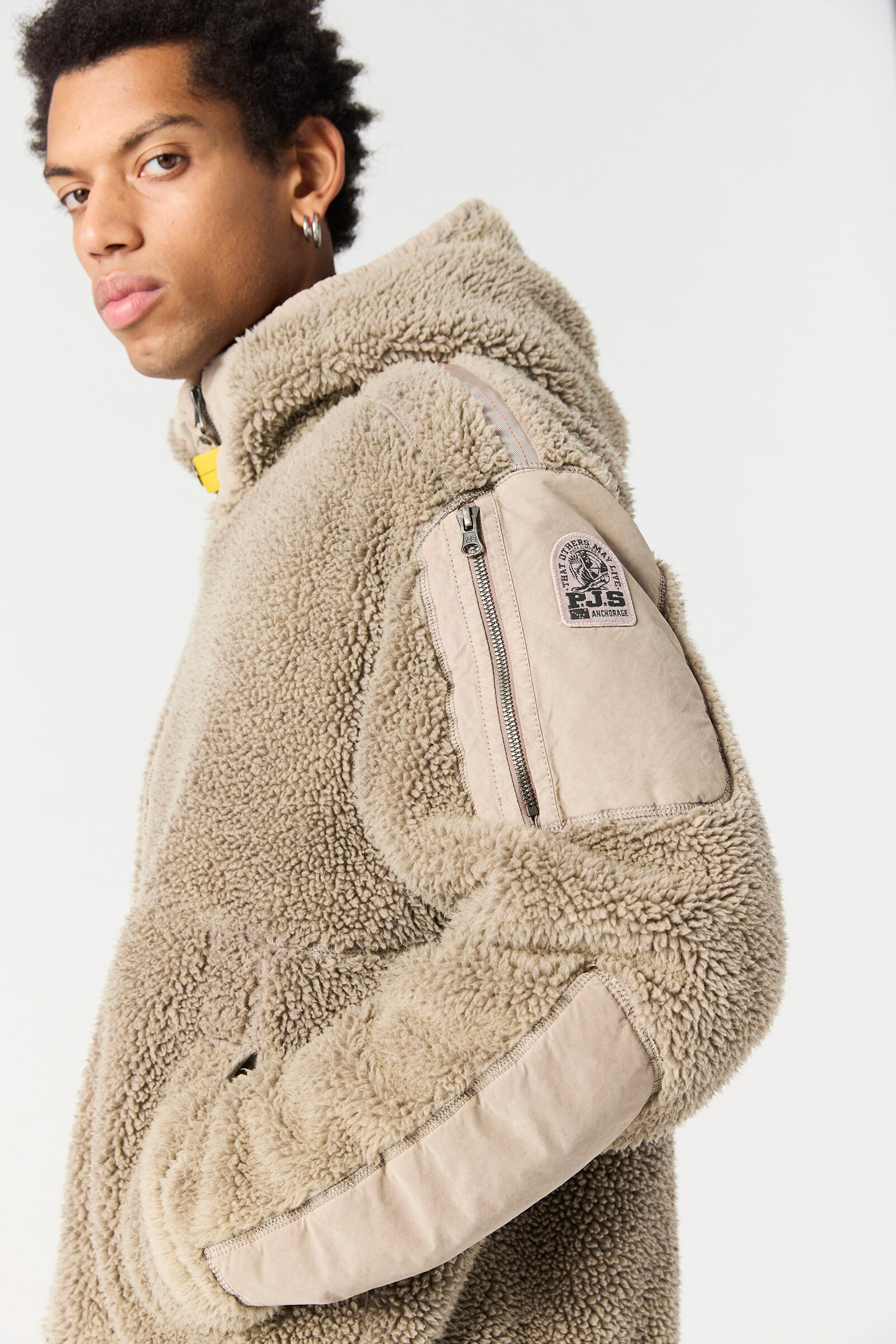 CAMAGLIO - カーリーフリース パーカー MASTIC | Parajumpers®