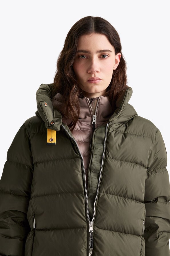 Parajumpers JINNY - SHORT DOWN JACKET BLACK 26WMPWPUTT32P590541