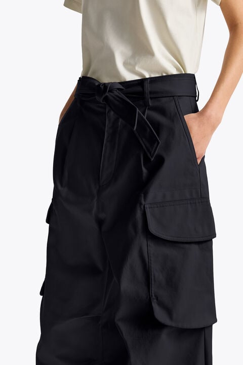 Parajumpers JESSI - LONG PANTS BLACK 26WMPWPAHI33P710541