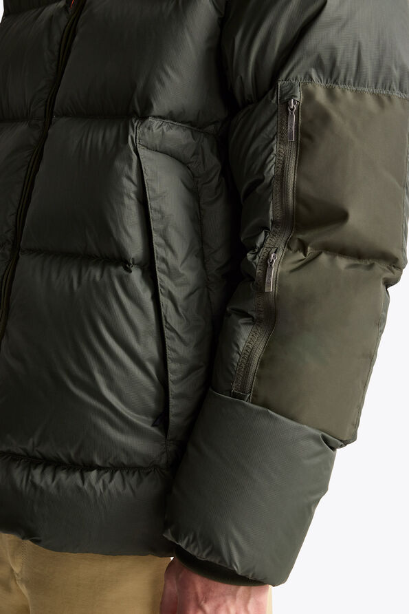 Parajumpers TYRIK - HOODED JACKET BLACK 26WMPMPUEN02P060541