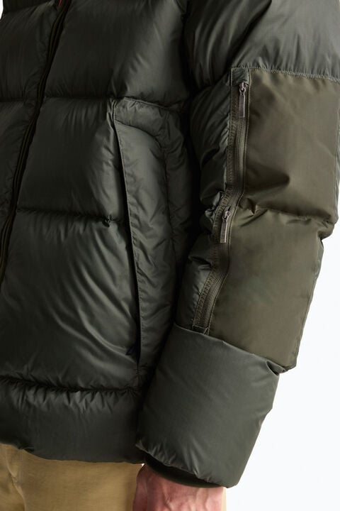 Parajumpers TYRIK - HOODED JACKET BLACK 26WMPMPUEN02P060541