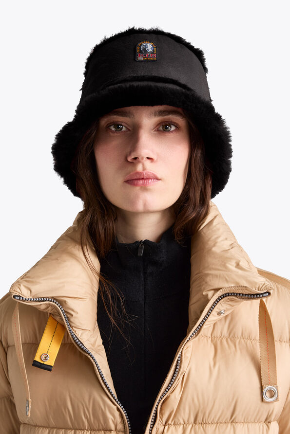 Parajumpers LYLLIS - SHEARLING BUCKET HAT BLACK 26WMPABUHA31PAO0541