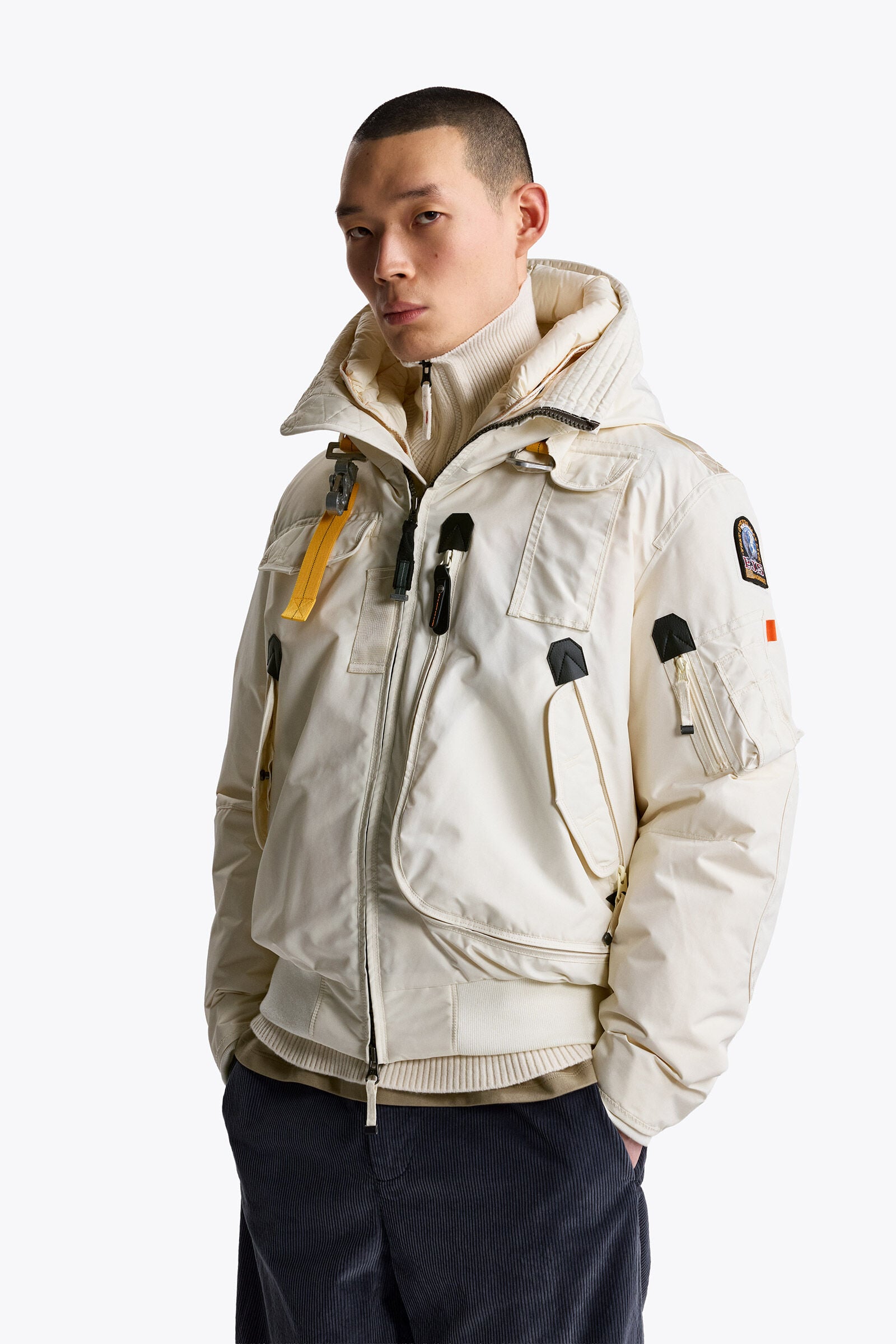 GOBI - フードボンバー BLACK | Parajumpers®
