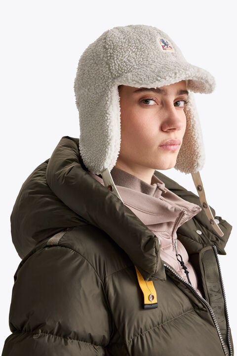 Parajumpers VEVEY - CURLY FLEECE JOCKEY HAT CHALK WHITE 26WMPAHAHA41PAN0131