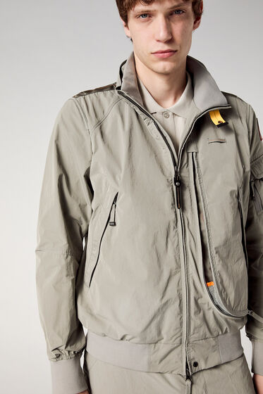 FIRE SPRING - ボンバージャケット BLACK | Parajumpers®