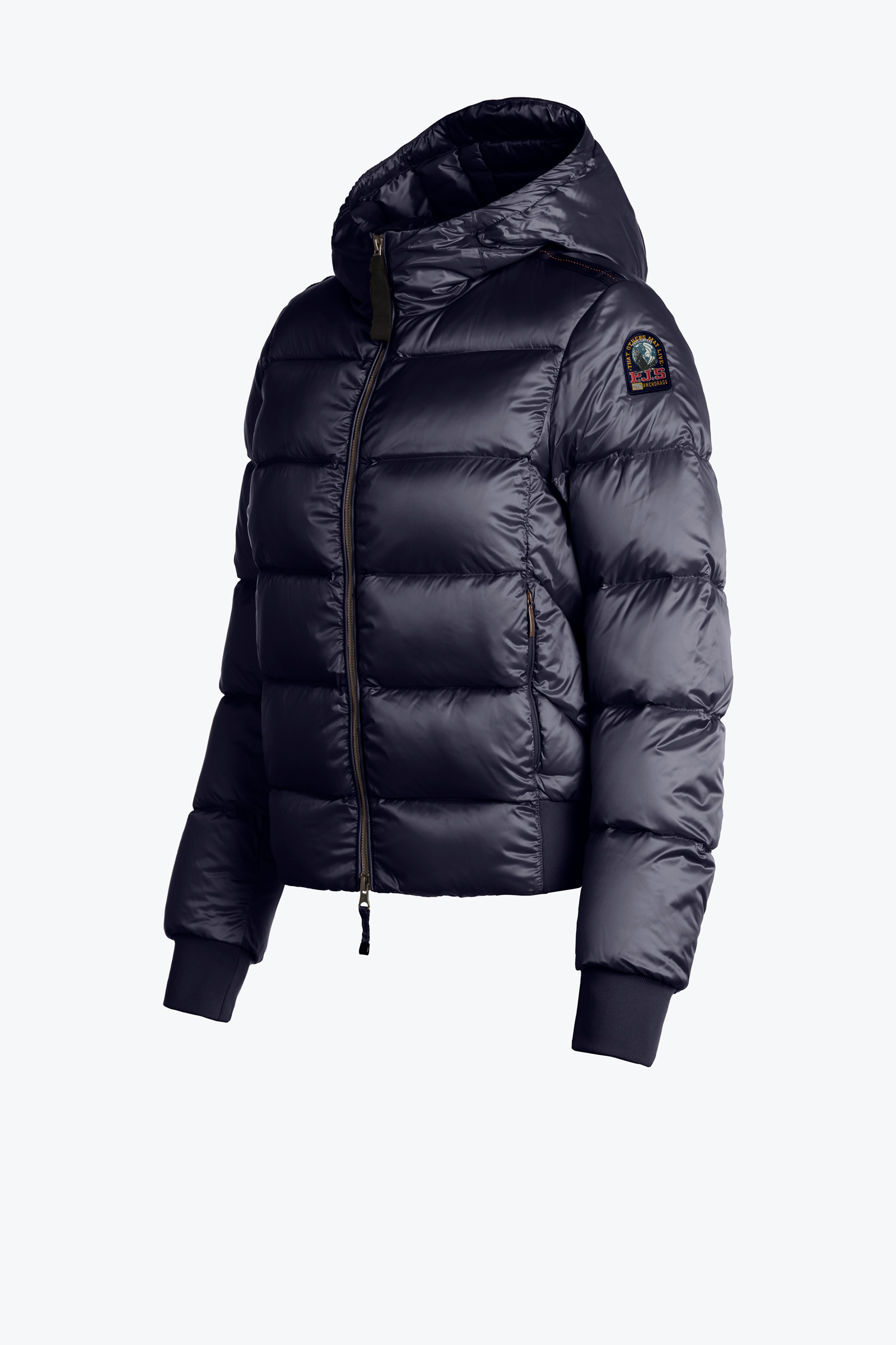 parajumper mariah age 16